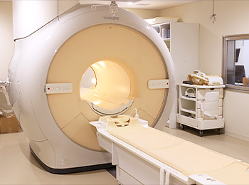 MRI装置：PHILIPS社製MRI　Ingenia 1.5T